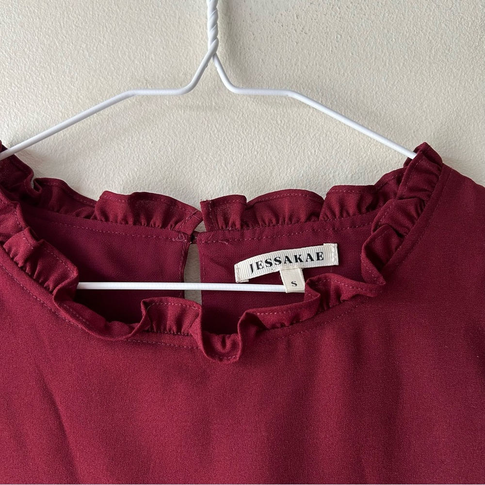 Jessakae Maroon Ruffle Short Sleeve Top Blouse Maroon S - Picture 2 of 3